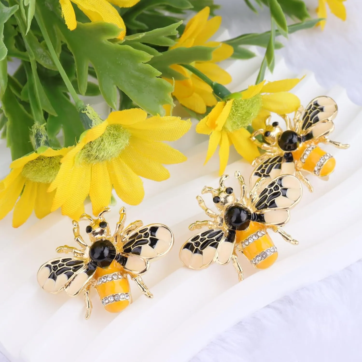3 Pack Rhinestone Bee Set Brooch Pin for Women Girls Gold Plated Cute Fashion Crystal Insect Animal Bumblebee Enamel Vintage Lapel Brooch Backpack Hat Clothing Accessory Holiday Party Jewelry Gift