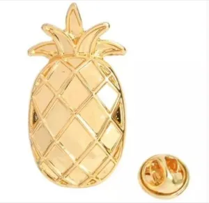 50% OFF NWT New Gold Pineapple 🍍 Lapel Pin. Women's Ladies Fashion Accessories