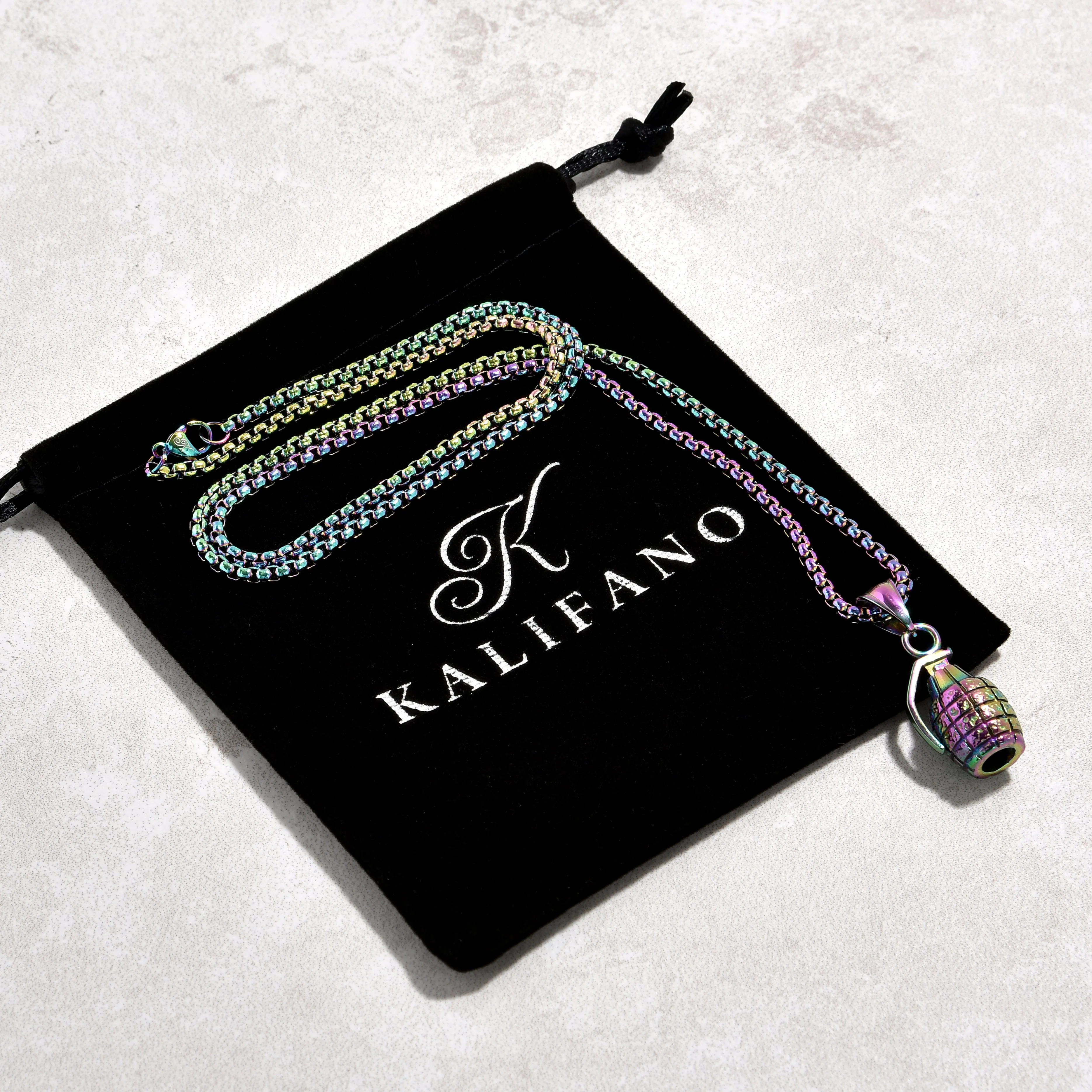 Aurora Borealis Grenade Steel Hearts Necklace