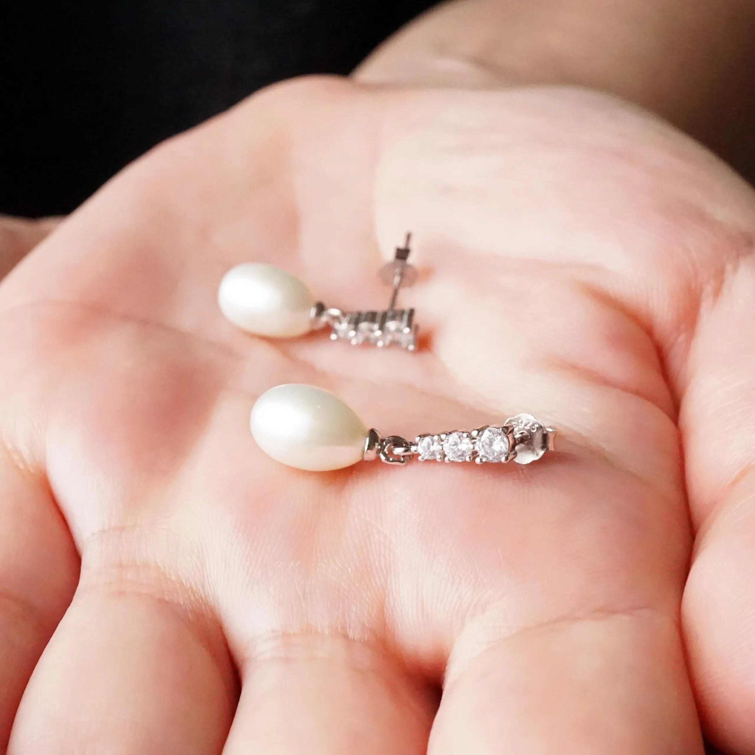 Catalina X - Crystal Silver Drop Earrings