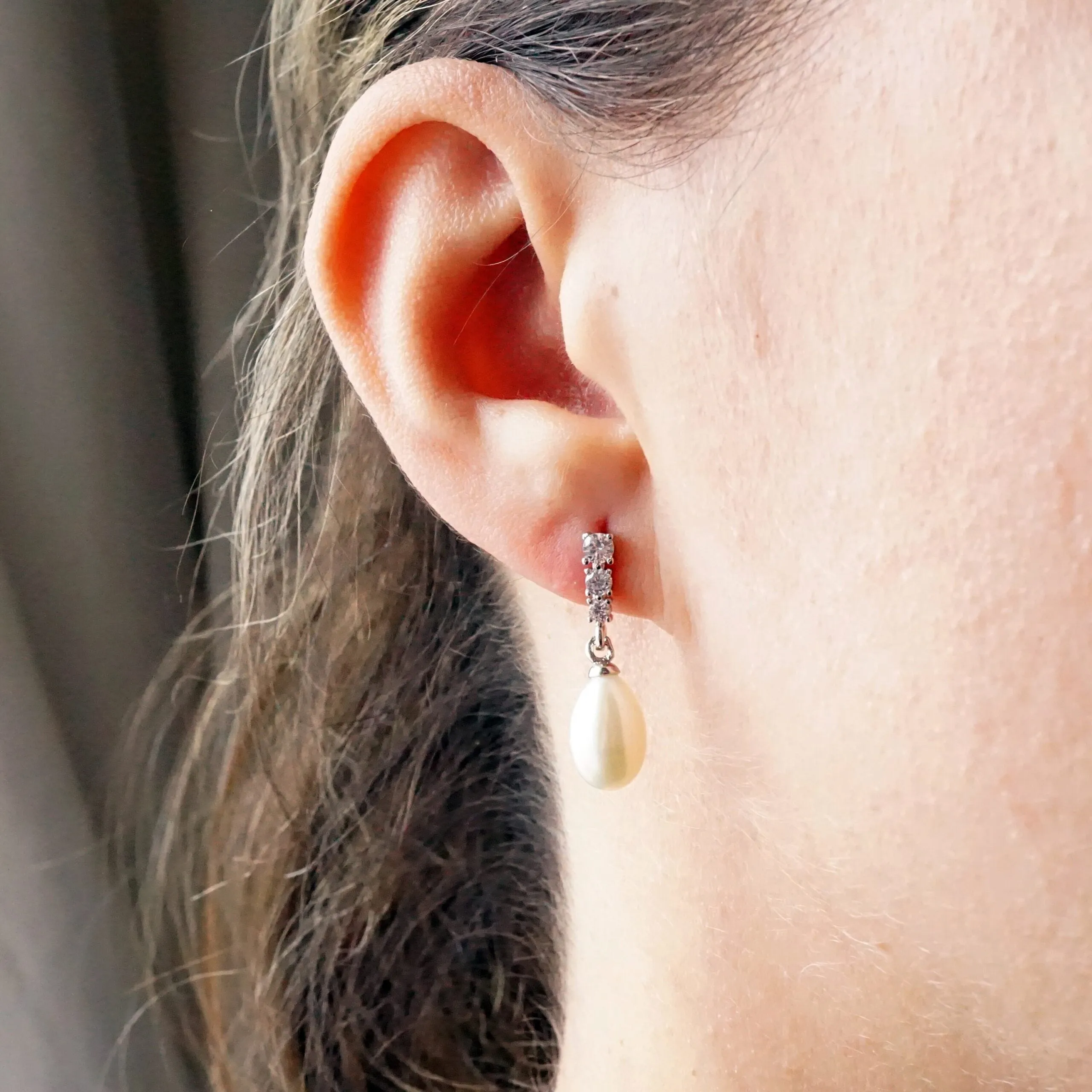 Catalina X - Crystal Silver Drop Earrings