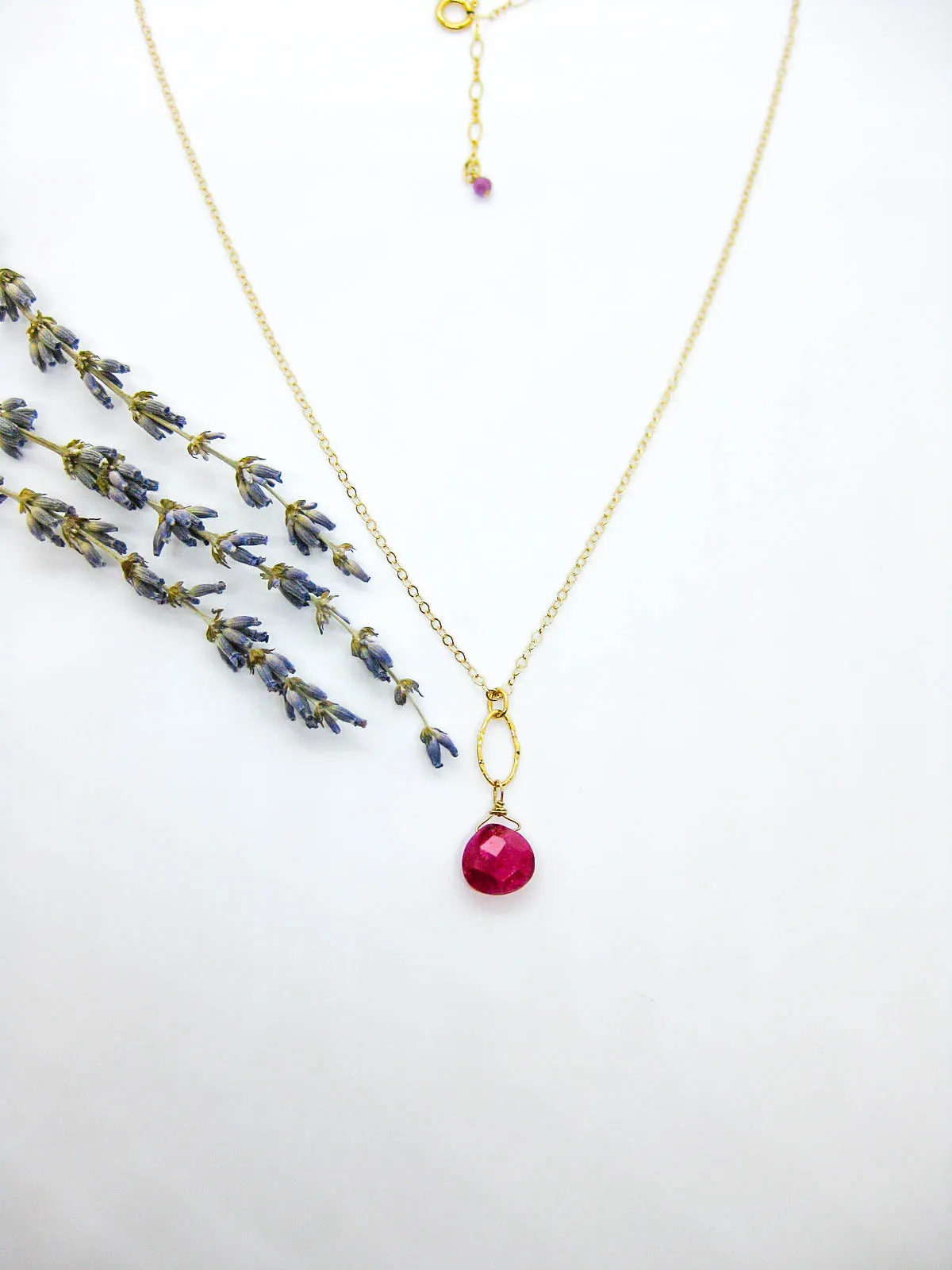 Chrysanthe: Ruby Necklace - n574