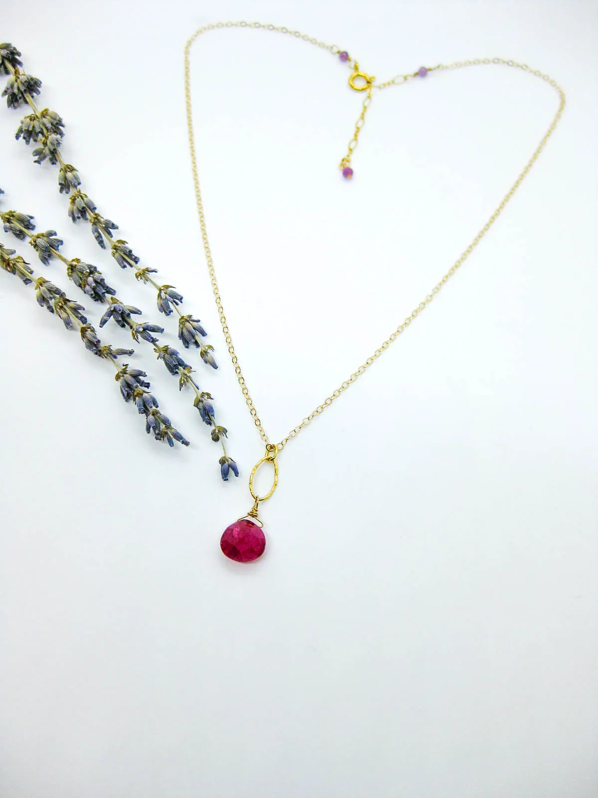 Chrysanthe: Ruby Necklace - n574