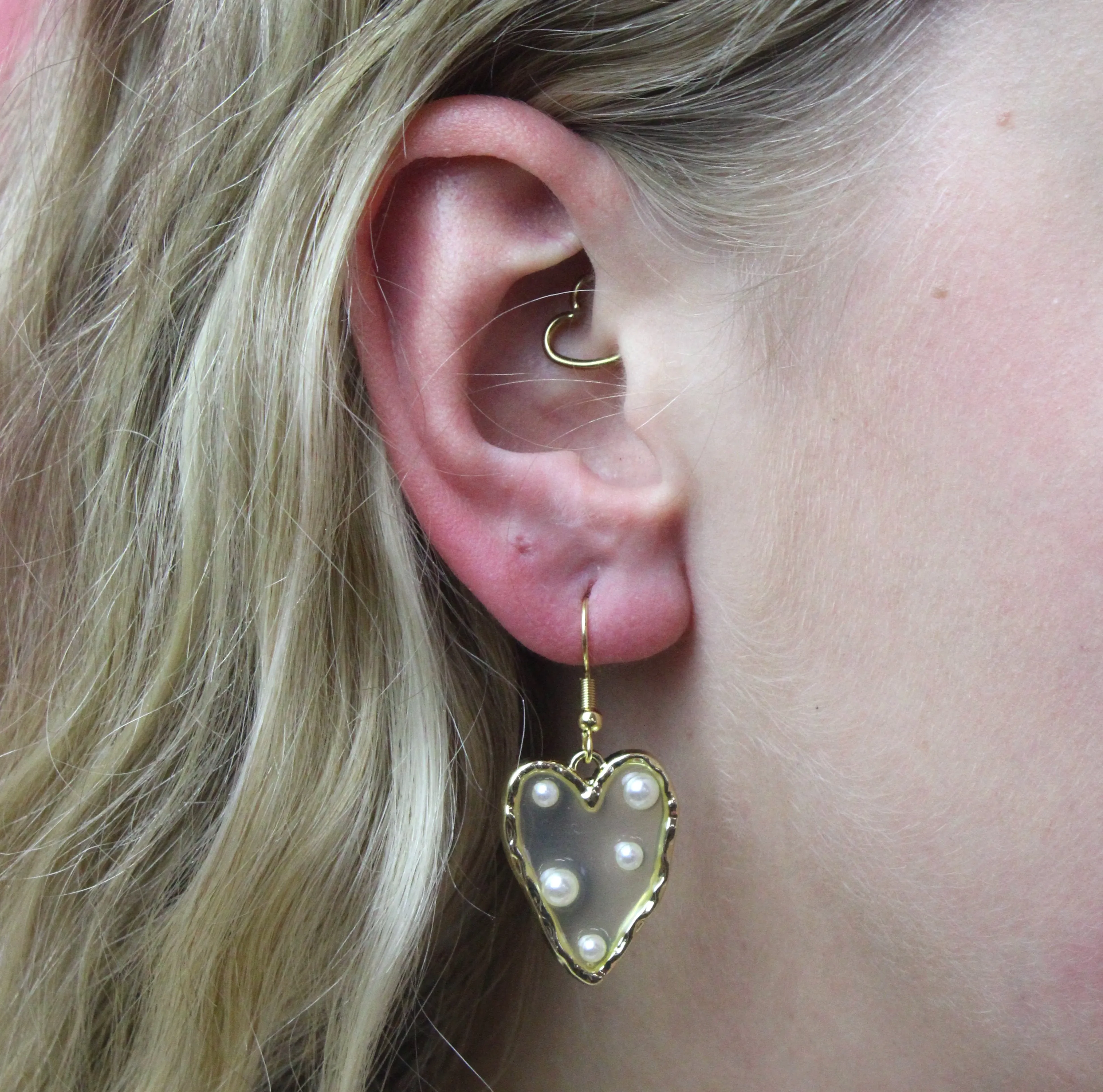 I Kissed A Pearl Heart Earrings (Small)