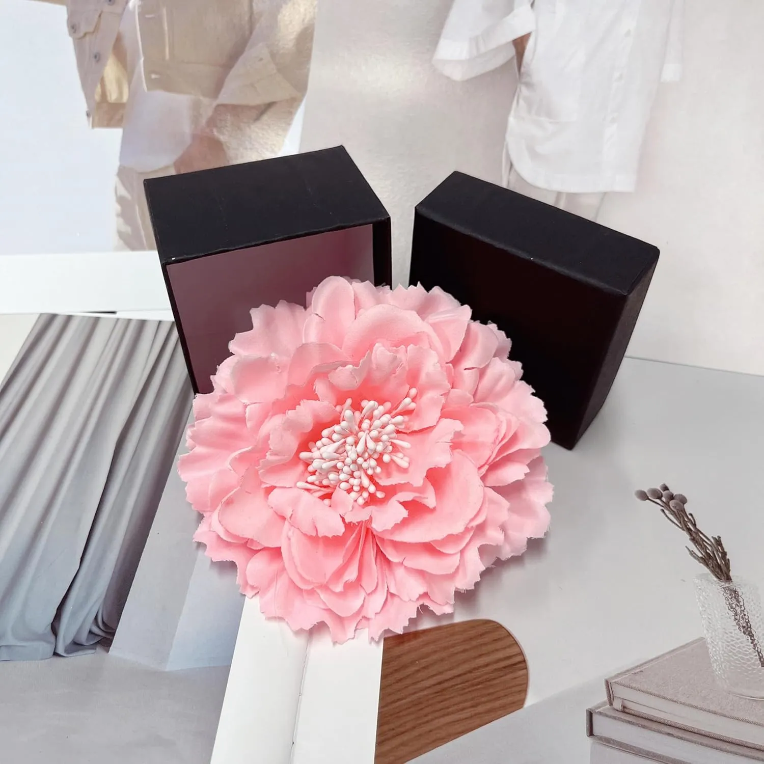Peony Fabric Flower Brooches Oversize Lapel Pins Extra Big Brooch Delicate Dancing Party Prom Wedding Charm Banquet Dress Suit Guest Corsage Accessories Gifts Dancer Large Hairpin Clip 110mm