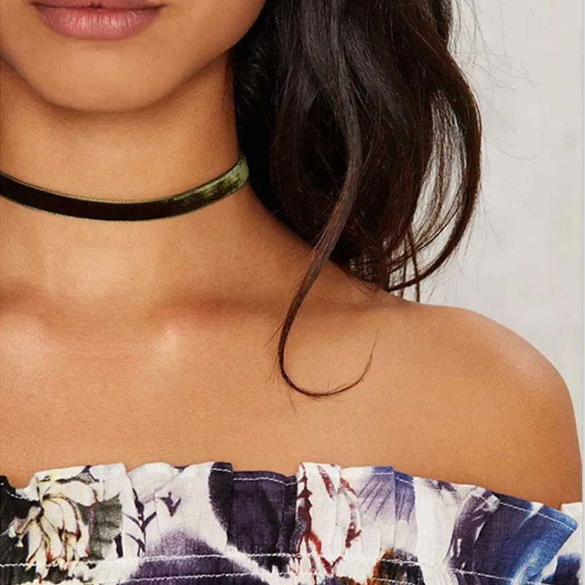 Velvet Love Choker Set