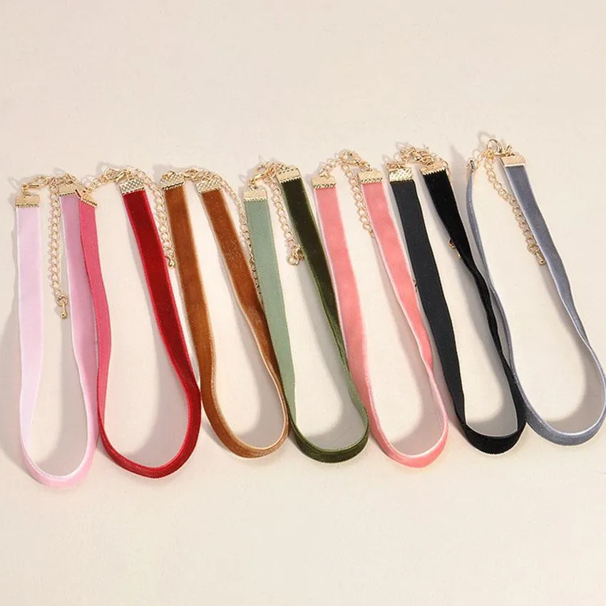 Velvet Love Choker Set
