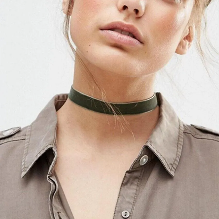 Velvet Love Choker Set